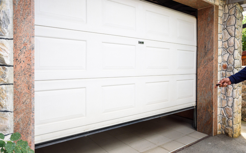 Top Reasons to Choose Us for Same-Day Garage Door Repair Services